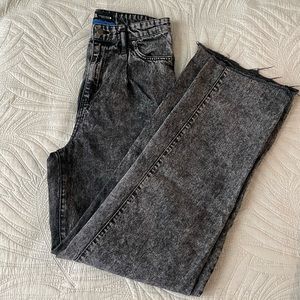 Zara dark grey high waisted jeans, raw edges, 80s collection